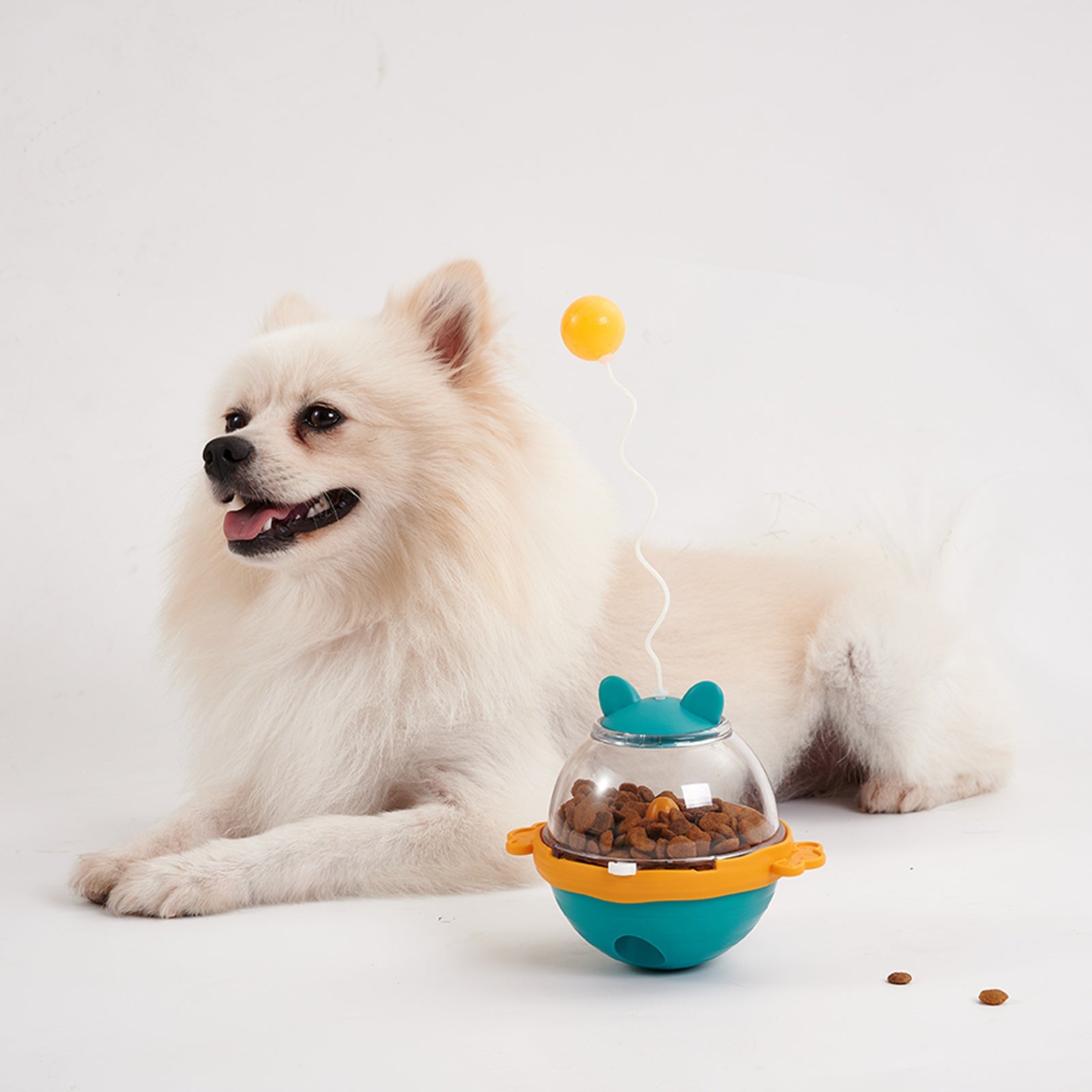 PawGenius Tumbler Treat Ball